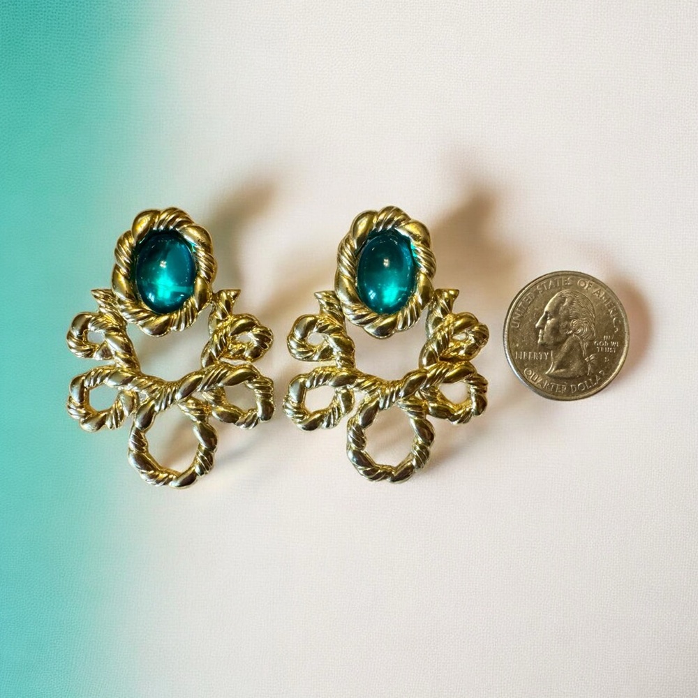 Vintage Gold Tone and Teal Statement Clip On Earrings - Picture 2 of 3
